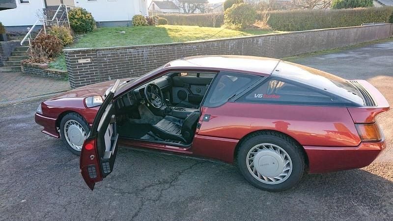Gebraucht Renault Alpine V6 185 PS (136 kW) 1989 Rot Coupé