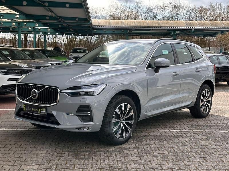 Gebraucht Volvo XC60 Core 250 PS (183 kW) 2024 Vapour grey (metallic) SUV