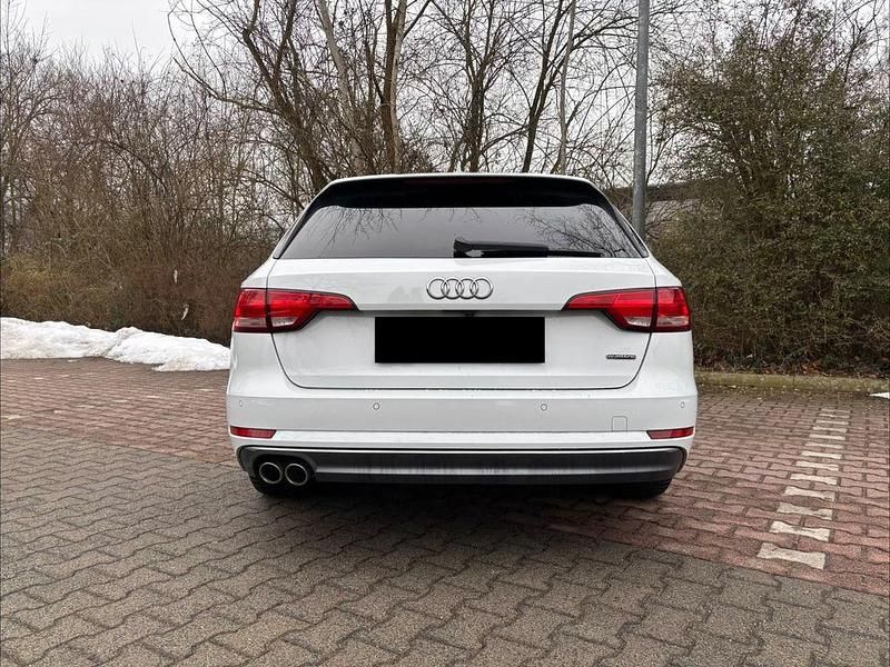 Gebraucht Audi A4 Design 190 PS (139 kW) 2018 Weiß Kombi