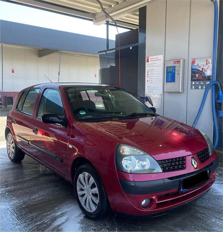 Usata Renault Clio II 75 CV (55 kW) 2003 Rosso Utilitaria