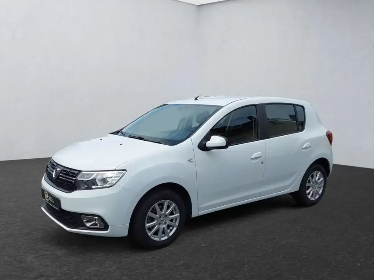 Gebraucht Dacia Sandero Comfort 73 PS (53 kW) 2019 Gletscherweiß Kleinwagen