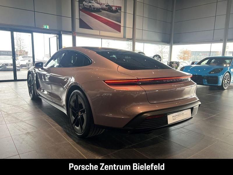 Gebraucht Porsche Taycan 4S 439 kW (598 PS) 2024 Violett Limousine