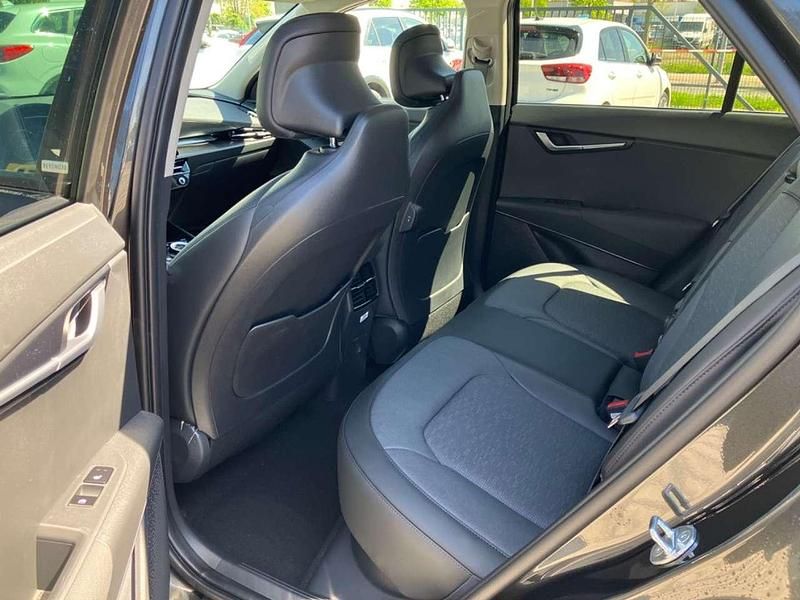 Gebraucht Kia e-Niro 150 kW (204 PS) 2023 Grau SUV