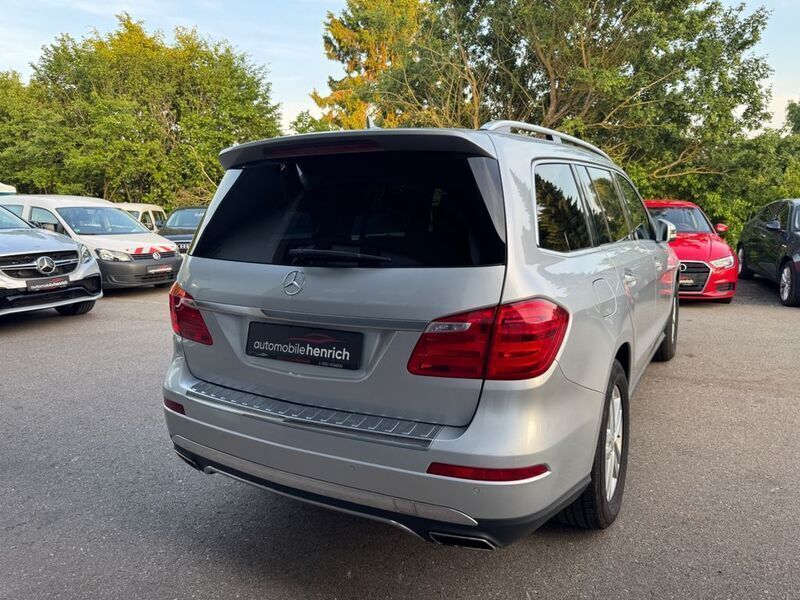 Gebraucht Mercedes GL500 435 PS (319 kW) 2012 Silber SUV