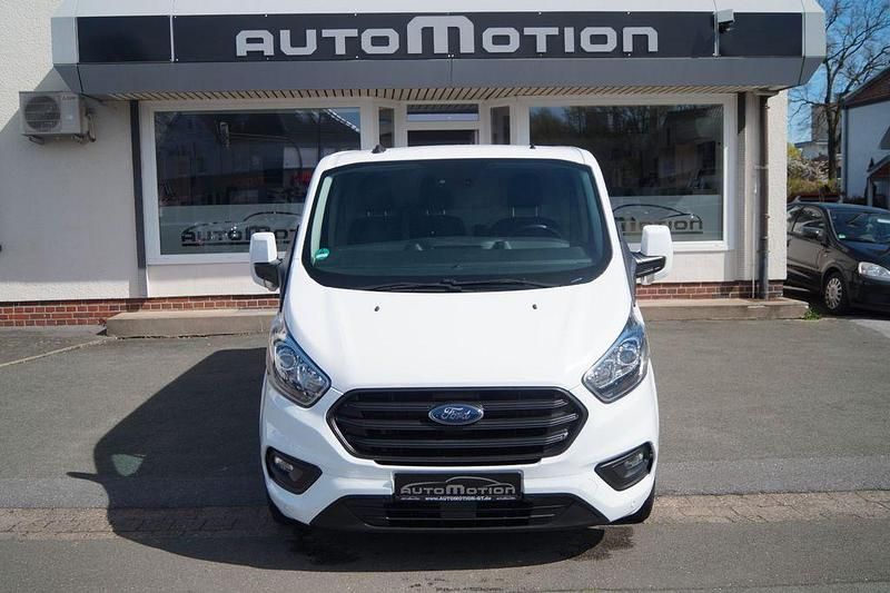 Gebraucht Ford Transit Custom 131 PS (96 kW) 2022 Weiß Van / Kleinbus