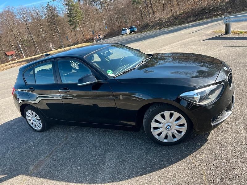 Gebraucht BMW 116 136 PS (100 kW) 2013 Schwarz Kleinwagen