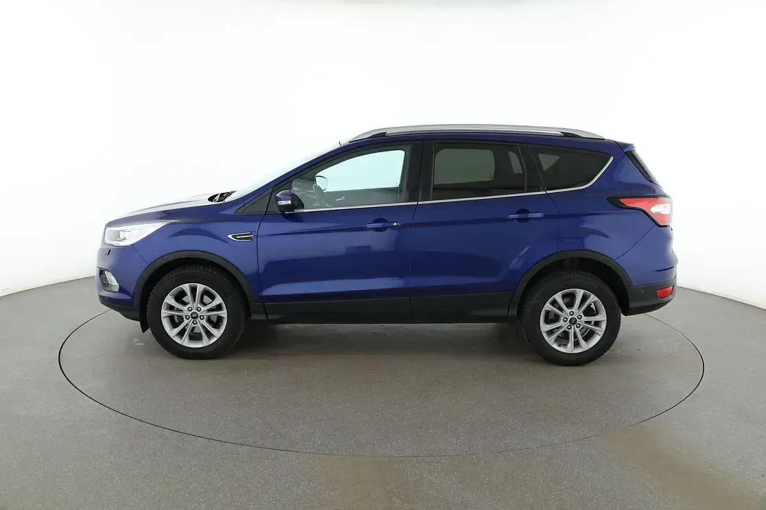 Gebraucht Ford Kuga Titanium 150 PS (110 kW) 2018 Blau SUV