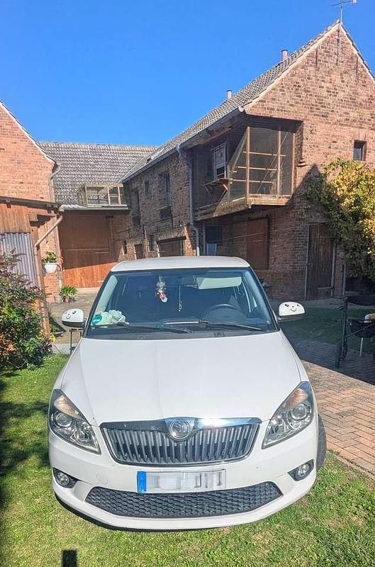 Gebraucht Skoda Fabia 86 PS (63 kW) 2014 Weiß Kleinwagen