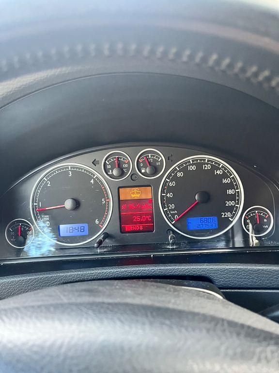 Usado VW Multivan Highline 174 HP (127 kW) 2009 Preto Monovolume