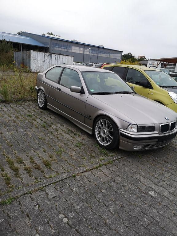 Gebraucht 1995 BMW 318 Compact Basis Kleinwagen | 1.999 € - Bild 1/4