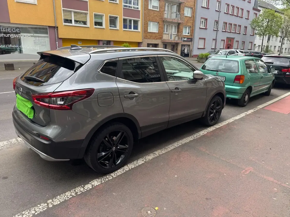 Gebraucht Nissan Qashqai N-Motion 159 PS (116 kW) 2019 Grau SUV