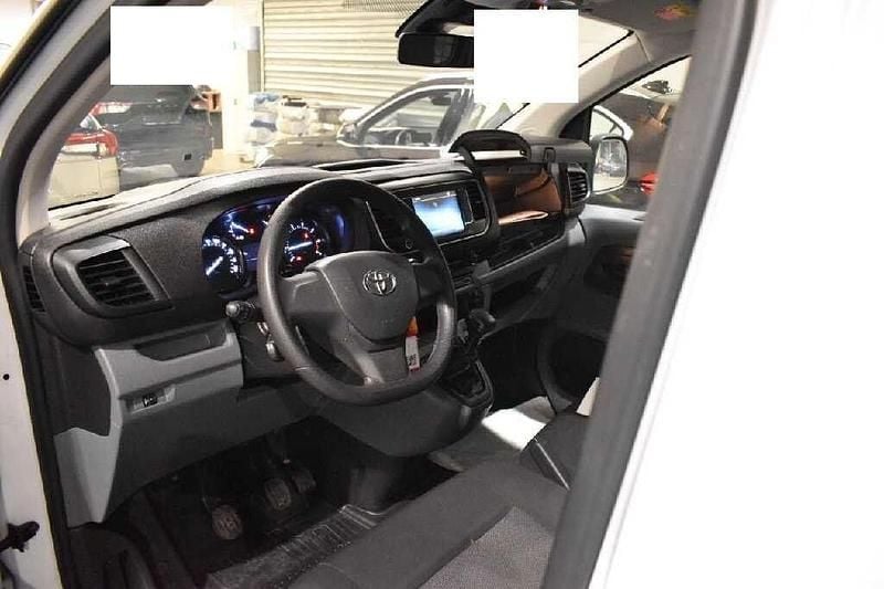 Gebraucht Toyota Proace 120 PS (88 kW) 2023 Weiß Van / Kleinbus