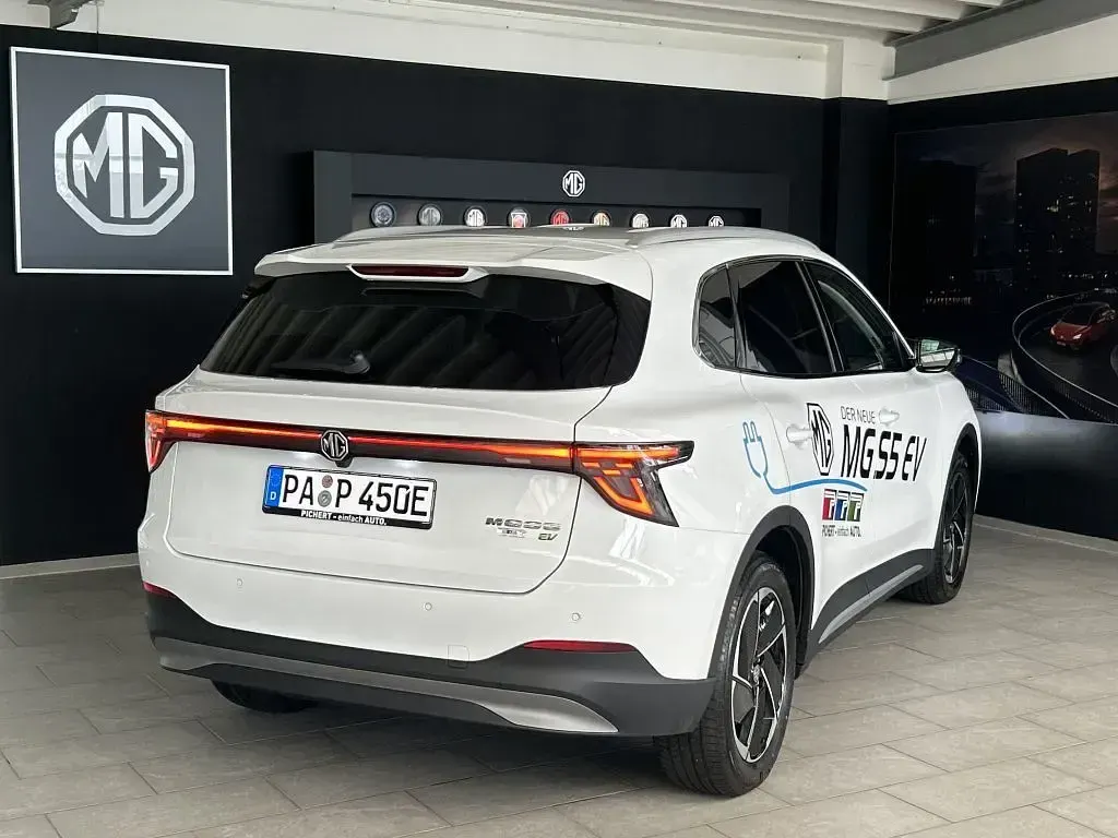 Gebraucht MG S5 Luxury 169 kW (231 PS) 2026 Weiß SUV