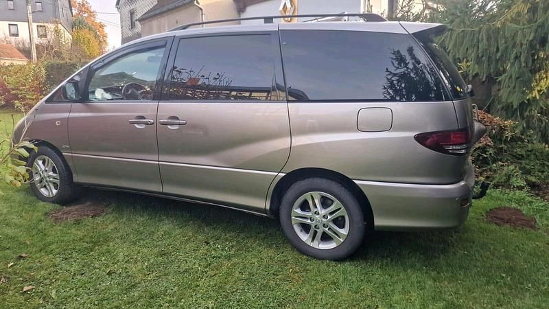 Gebraucht Toyota Previa 116 PS (85 kW) 2005 Beige Van / Kleinbus