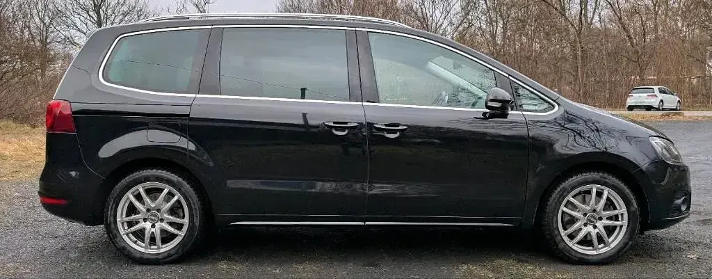 Gebraucht Seat Alhambra XCELLENCE 150 PS (110 kW) 2021 Schwarz Van / Kleinbus