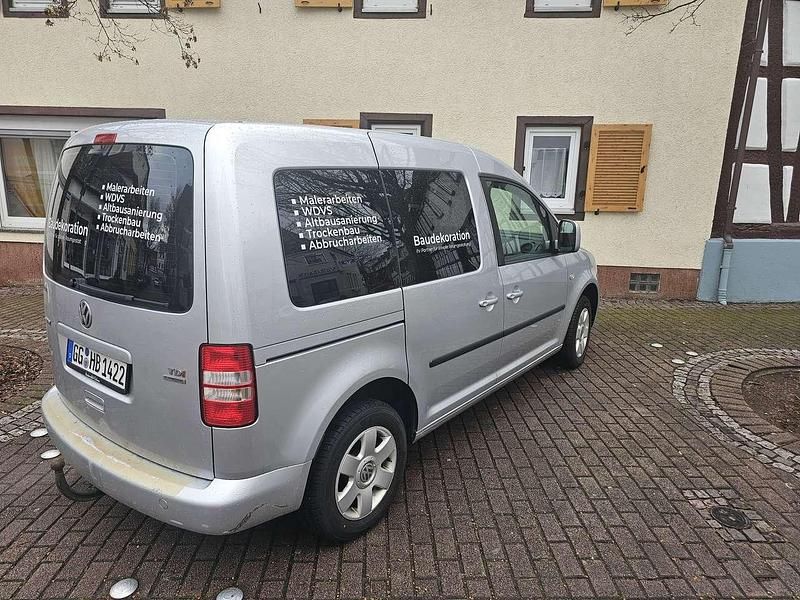 Gebraucht VW Caddy Startline 75 PS (55 kW) 2011 Silber Van / Kleinbus
