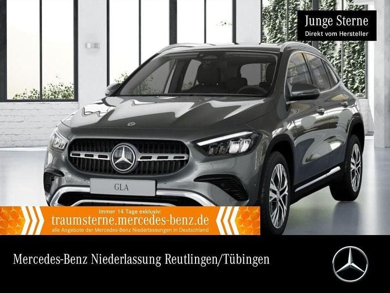 Mountain grau Gebraucht 2024 Mercedes GLA200 Progressive SUV | 36.990 € (Guter Preis) - Bild 1/3