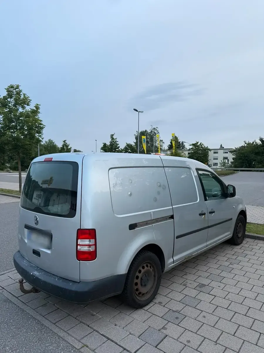 Gebraucht VW Caddy 105 PS (77 kW) 2013 Silber Van / Kleinbus