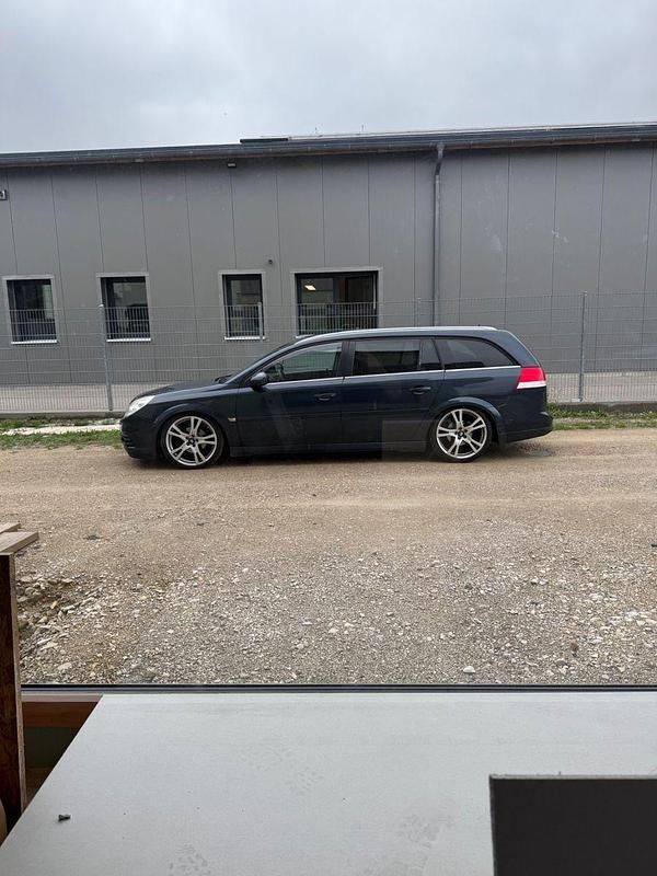 Gebraucht Opel Vectra 150 PS (110 kW) 2005 Blau Kombi