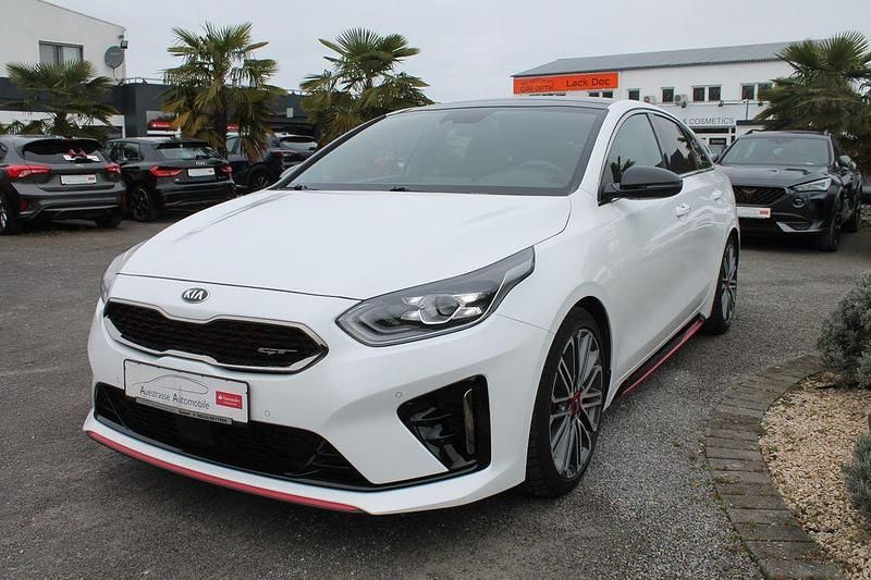 Gebraucht Kia ProCeed GT GT 204 PS (150 kW) 2020 Weiß Kleinwagen