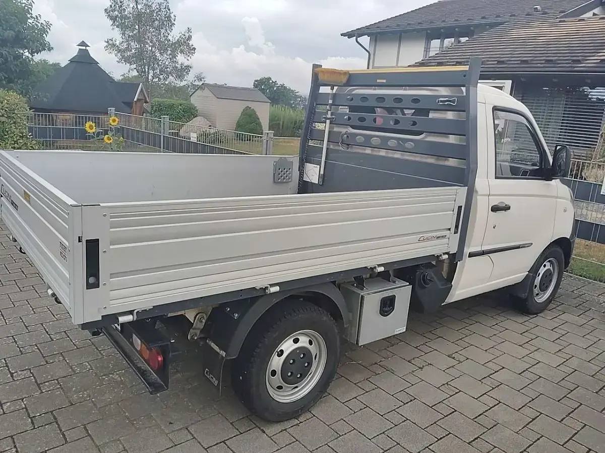 Gebraucht Piaggio Porter 106 PS (77 kW) 2023 Van