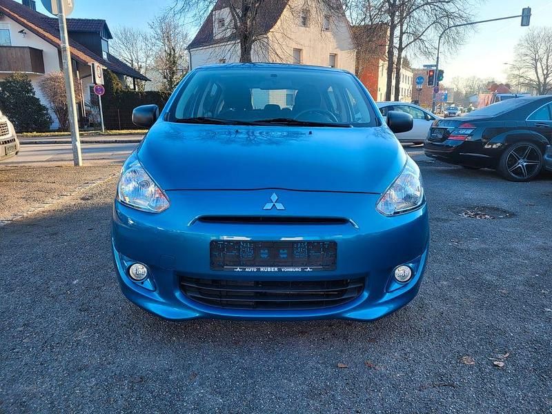 Second-hand Mitsubishi Space Star Diamant Edition 71 CP (52 kW) 2015 Albastru Berlinǎ
