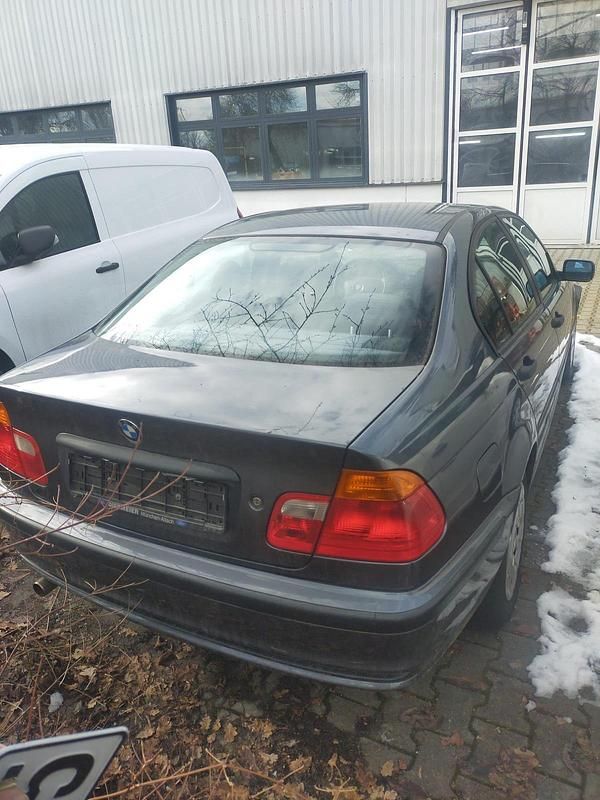 Gebraucht BMW 316 105 PS (77 kW) 2000 Grau Limousine
