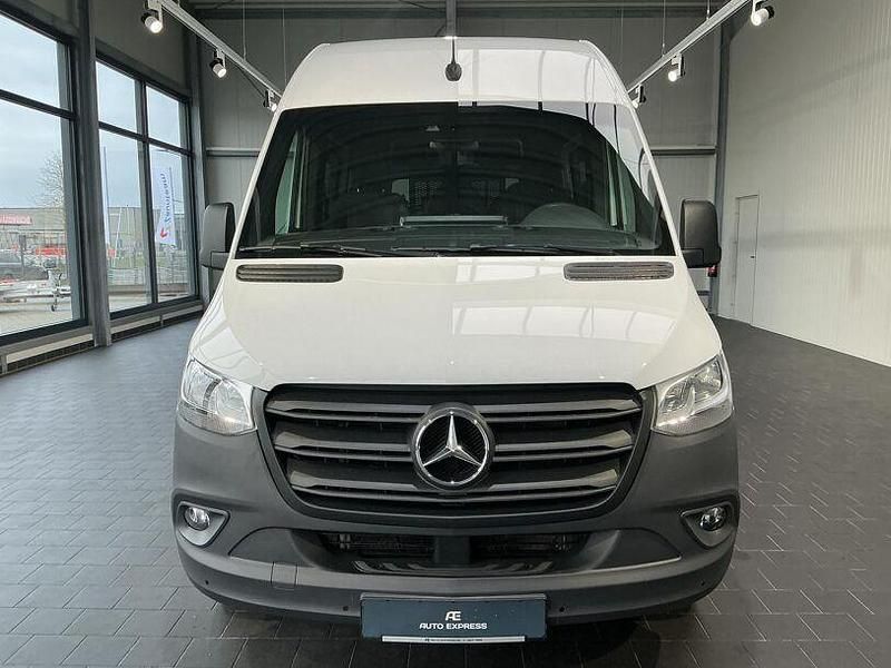 Gebraucht Mercedes Sprinter 170 PS (125 kW) 2023 Weiß Van