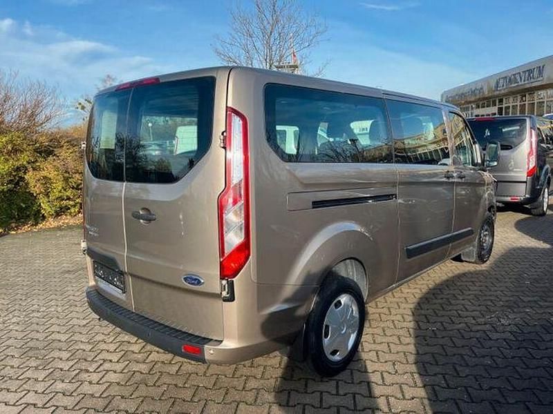 Gebraucht Ford Transit Custom Trend 131 PS (96 kW) 2022 Diffused silver Kombi