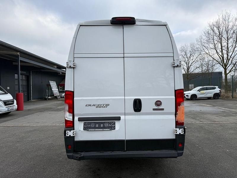 Gebraucht Fiat Ducato 140 PS (102 kW) 2023 Weiß Van