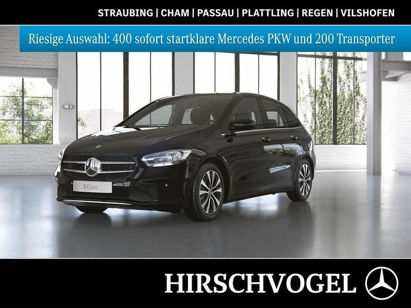 Unilack nachtschwarz Gebraucht 2022 Mercedes B250e Style Van / Kleinbus | 24.840 € (Guter Preis) - Bild 1/4