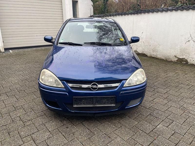 Blau Gebraucht 2004 Opel Corsa Kleinwagen | 800 € (Superpreis) - Bild 1/4