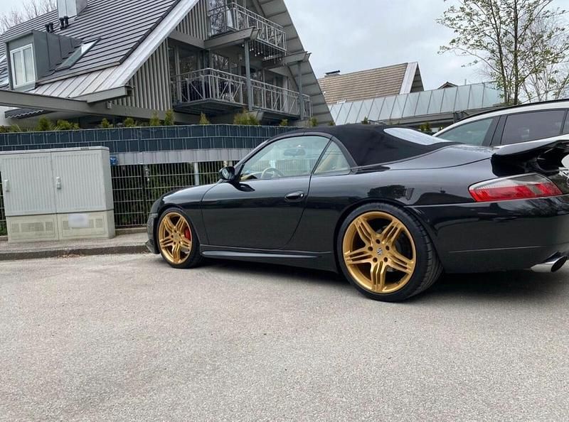 Second-hand Porsche 996 300 CP (220 kW) 2001 Negru Cabrio