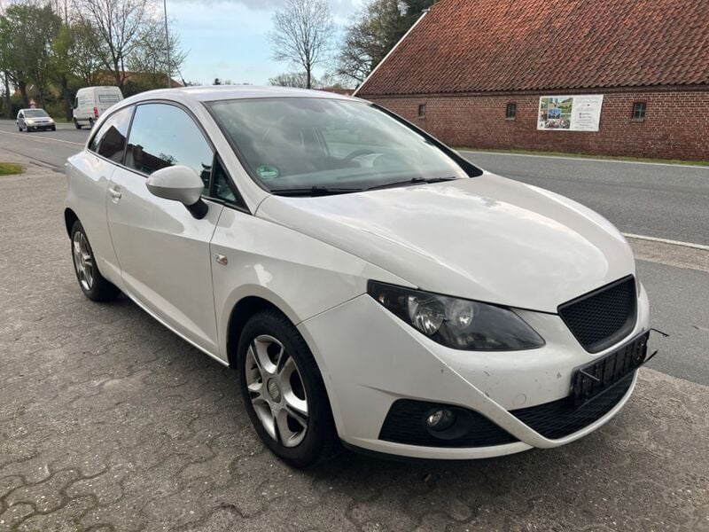 Gebraucht Seat Ibiza SC 86 PS (63 kW) 2010 Weiß Kleinwagen