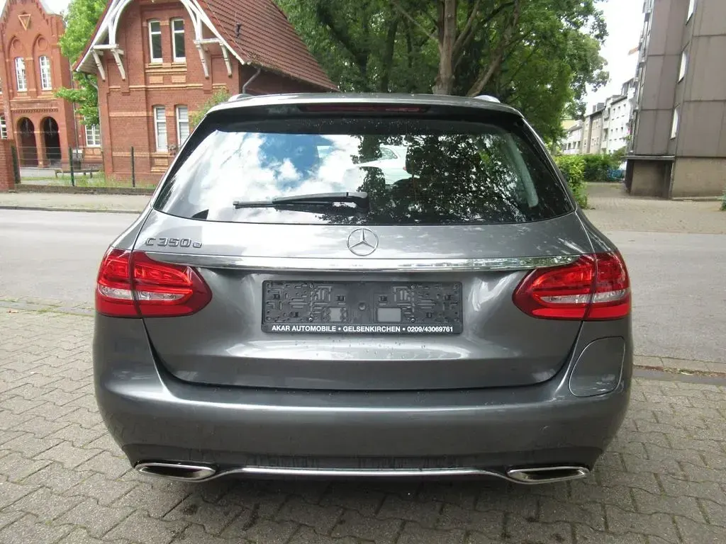 Gebraucht Mercedes C350e Exclusive 279 PS (205 kW) 2018 Grau Kombi