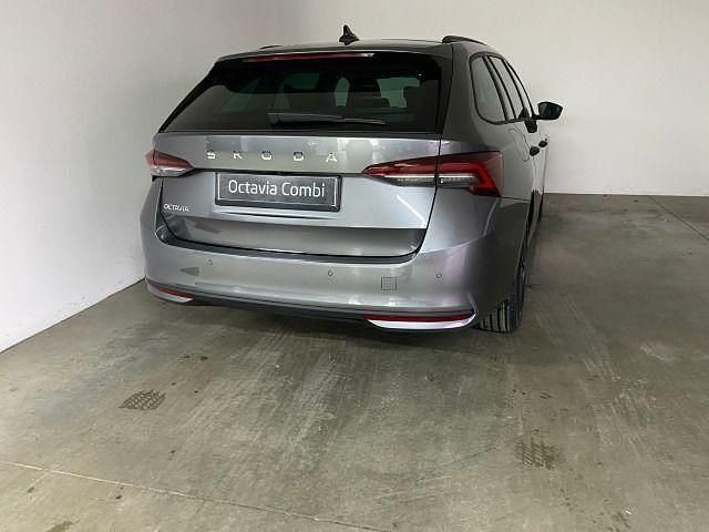 Neu Skoda Octavia Tour 150 PS (110 kW) 2026 Grau Kombi