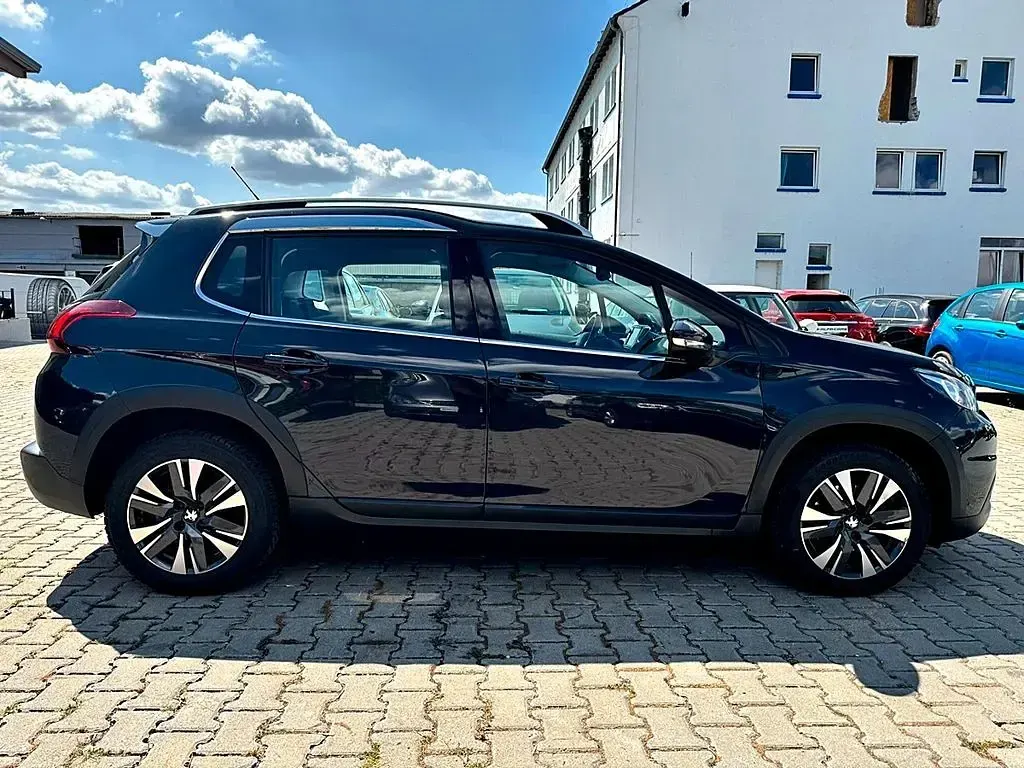 Gebraucht Peugeot 2008 Allure 110 PS (80 kW) 2019 Grau SUV
