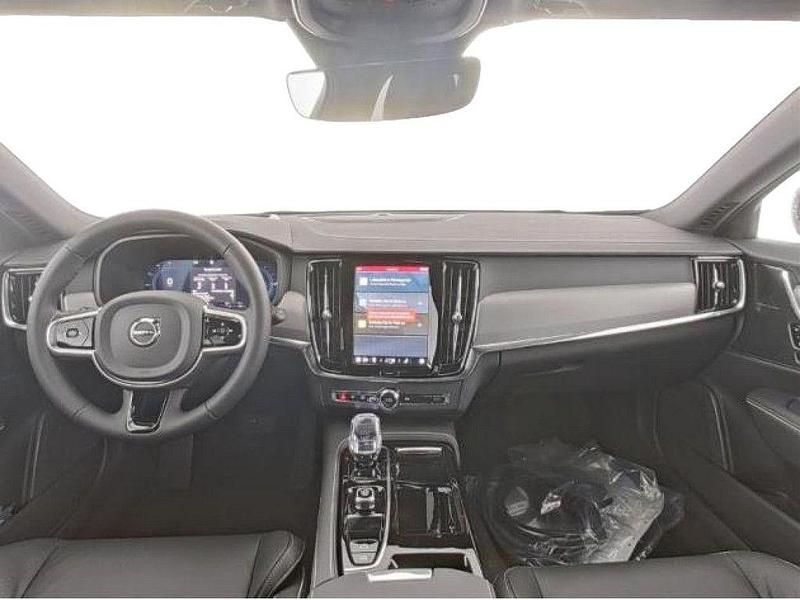 Gebraucht Volvo V90 Plus 455 PS (334 kW) 2025 Schwarz Kombi