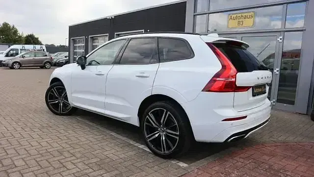 Gebraucht Volvo XC60 R-Design 235 PS (172 kW) 2019 Weiß SUV