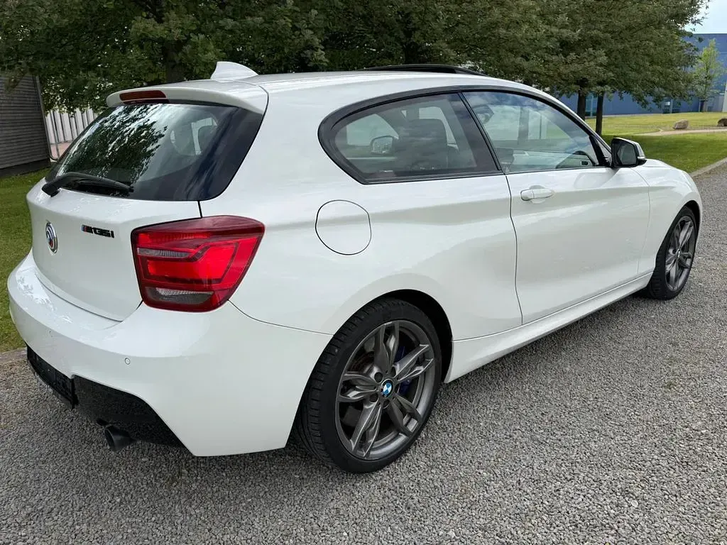 Gebraucht BMW M135 Advantage 320 PS (235 kW) 2014 Weiß Kleinwagen