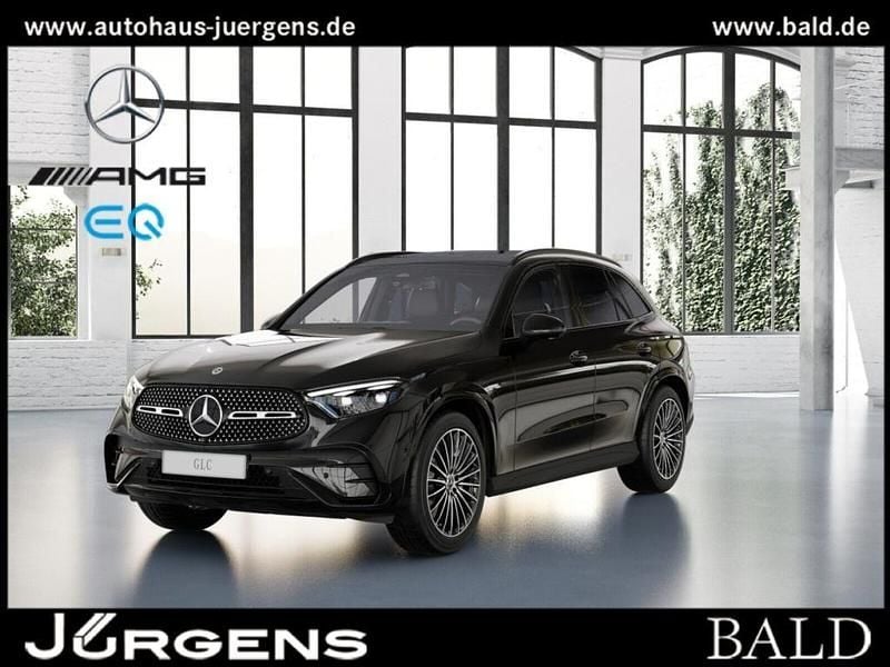 Schwarz obsidianschwarz metall Gebraucht 2024 Mercedes GLC300 AMG SUV | 61.880 € (Fairer Preis) - Bild 1/4
