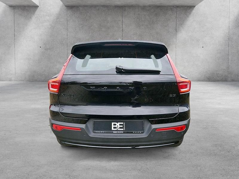 Gebraucht Volvo XC40 Plus 163 PS (119 kW) 2024 Schwarz SUV