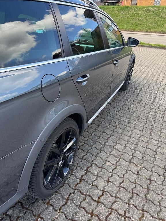 Gebraucht VW Passat Alltrack 140 PS (102 kW) 2013 Silber Kombi