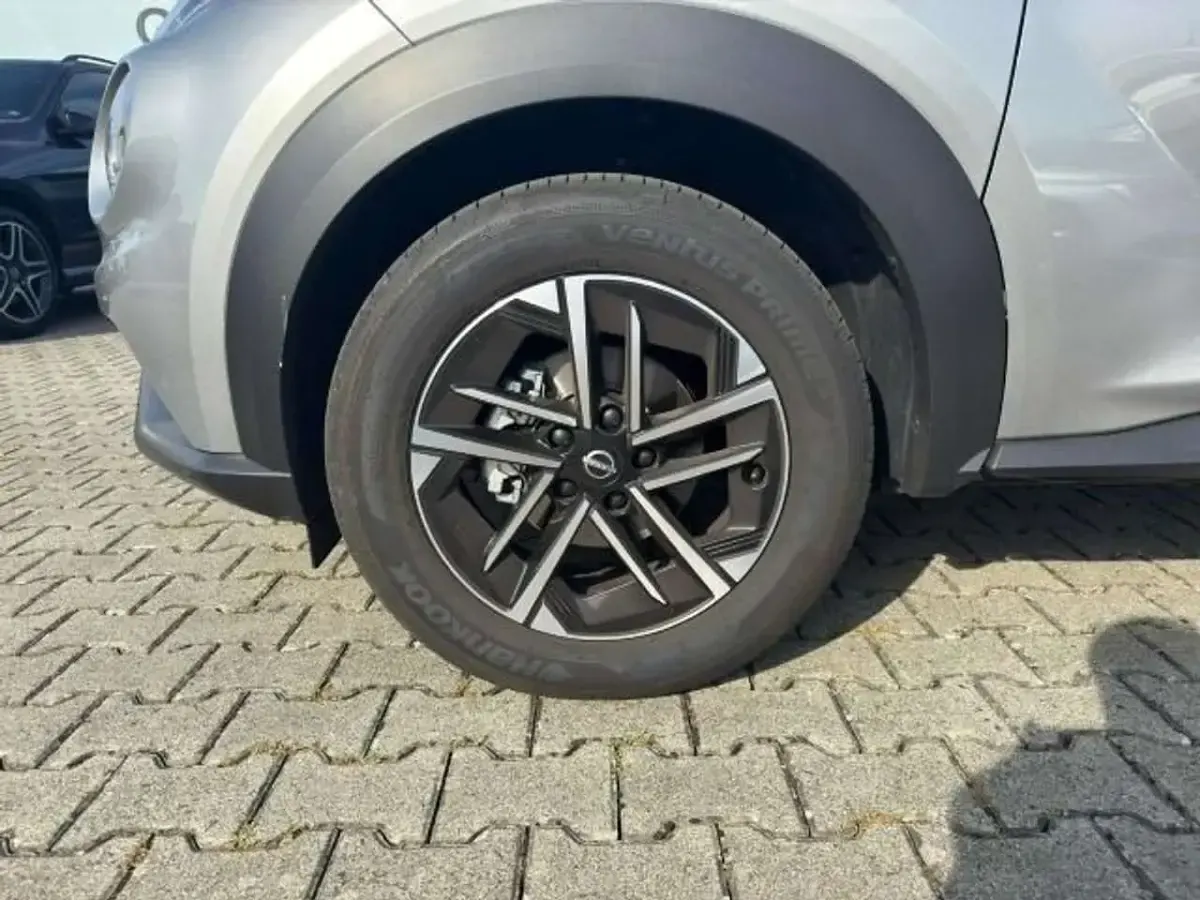 Gebraucht Nissan Juke N-Connecta 114 PS (83 kW) 2025 Silber SUV