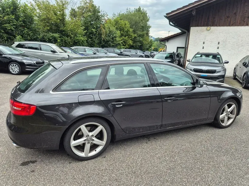 Gebraucht Audi A4 Ambition 245 PS (180 kW) 2014 Grau Kombi