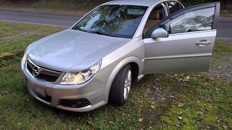 Gebraucht Opel Vectra 140 PS (102 kW) 2006 Silber Limousine