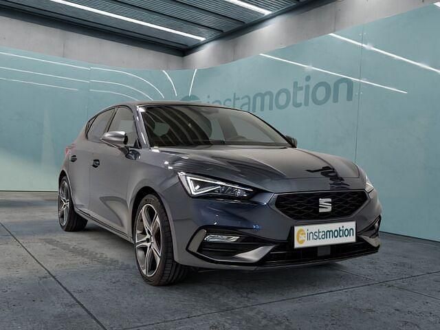 Grau Gebraucht 2022 Seat Leon Beats Limousine | 33.940 € - Bild 1/2