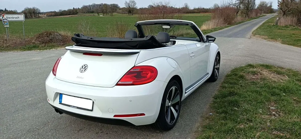Gebraucht VW Beetle S 160 PS (117 kW) 2013 Weiß Kleinwagen