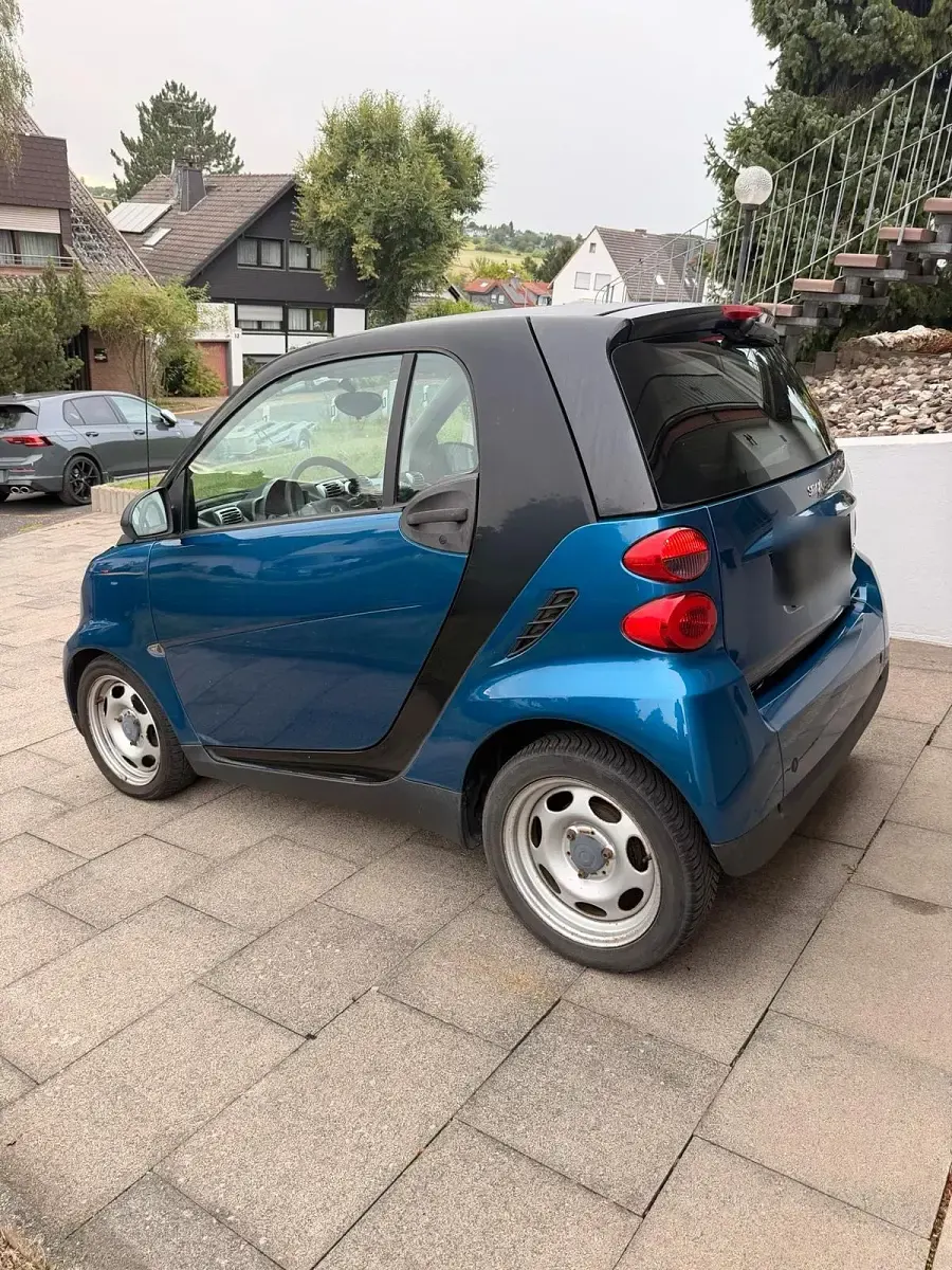 Gebraucht Smart ForTwo Coupé 61 PS (44 kW) 2009 Blau Coupé