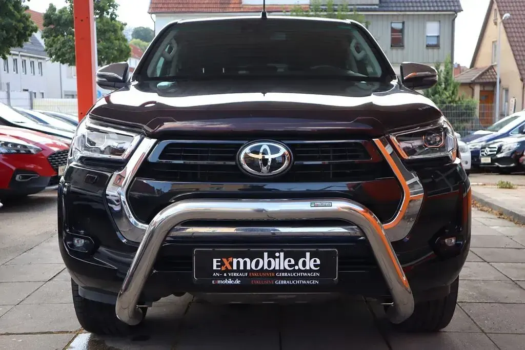 Gebraucht Toyota HiLux 204 PS (150 kW) 2021 Schwarz Pickup